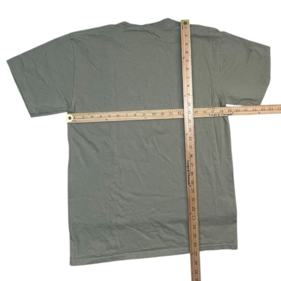 Disney Green Short Sleeve Tee The Original Walt Disney World
Since 1971 Size: M - Picture 2 of 5